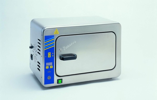 Horúcovdušný sterilizátor CBM